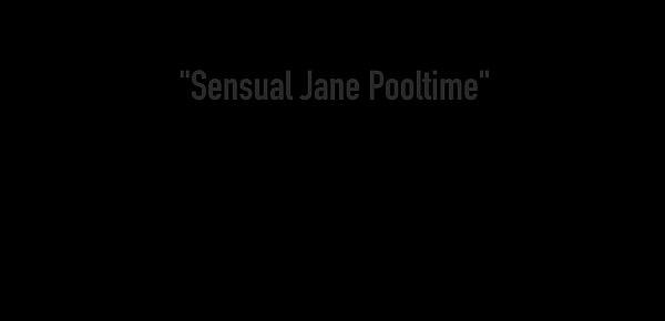  Wet Hotties Jelena Jensen & Sensual Jane Make Out In Pool!